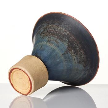 Wilhelm Kåge, a "Farsta" stoneware vase, Gustavsberg Studio 1956.
