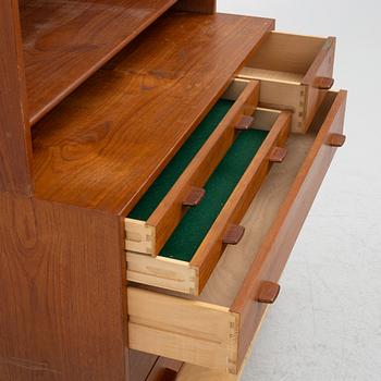 Hans J. Wegner, a teak chest of drawers with bookcase, RY 16, Ry Møbler, Denmark.