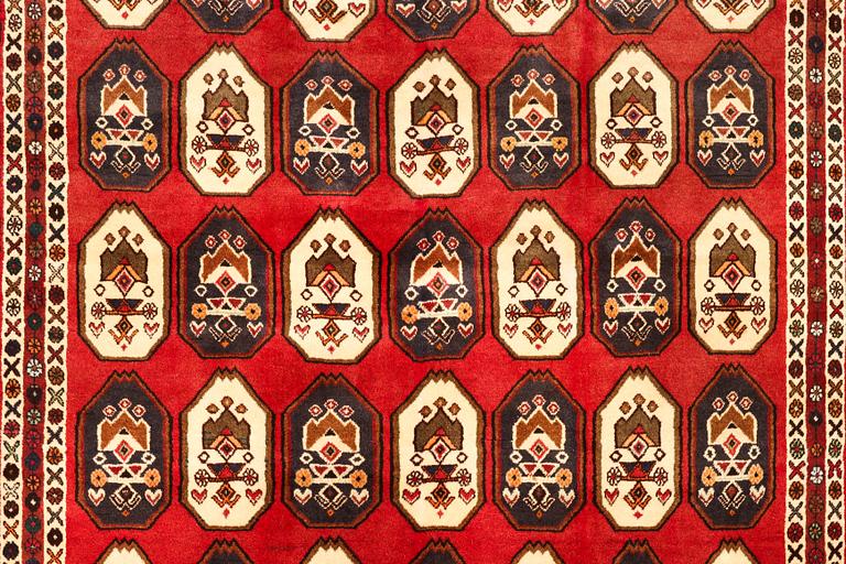 An Ardebil carpet, c. 255 x 173 cm.