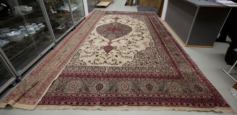 MATTA, Sivas, Turkiet, semiantik, ca 470x340 cm.