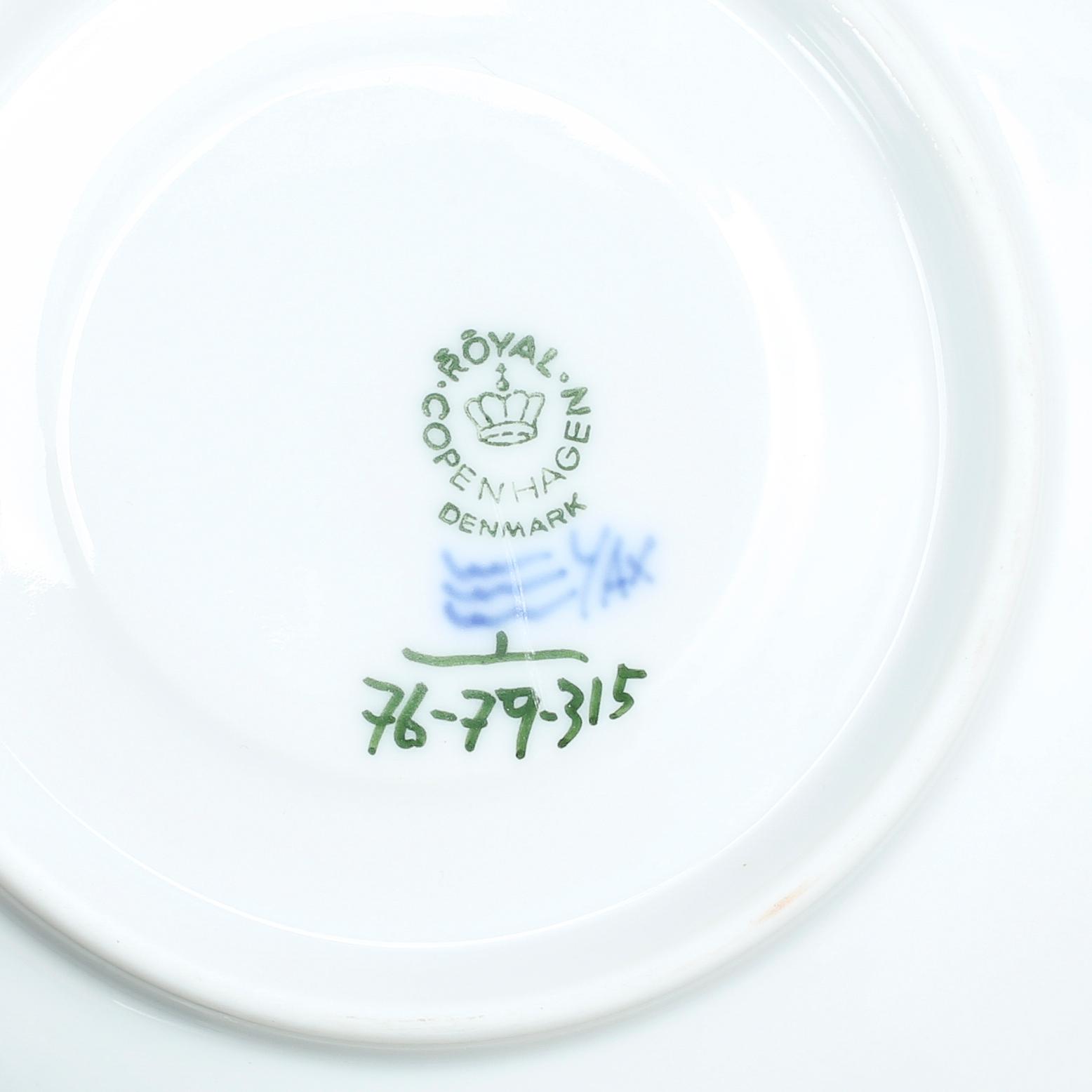 SERVISDELAR, 18 delar. "Musselmalet", Kunglig Dansk.