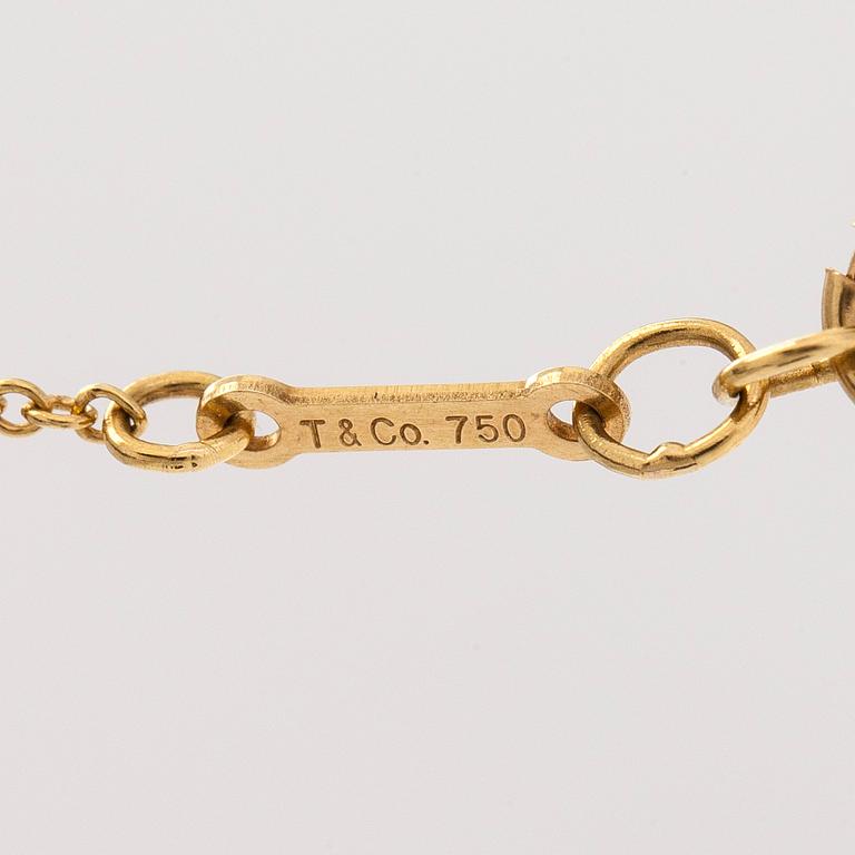 Tiffany & Co, Elsa Peretti, an 18K gold 'Double Loop' necklace.