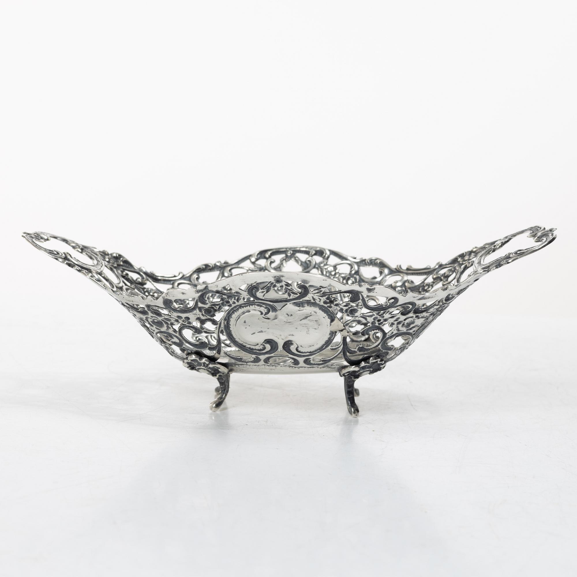 Footed bowl, silver, Rococo style, Swedish import mark, early 20th century.