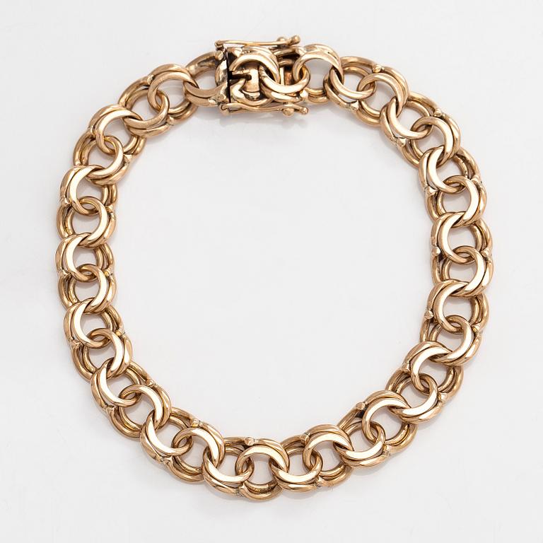 A 14K gold bismarck link bracelet, Lauri Suninmäki, Helsinki 1968.