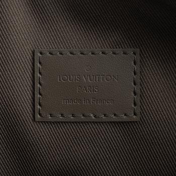 Louis Vuitton, clutch, Takeoff Pouch, 2022.