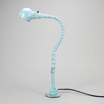 INDUSTRILAMPA, Brottby Mek Verkstad AB, Mölndal, 1900-talets första hälft.