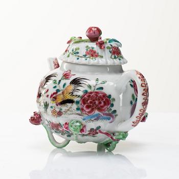 A famille rose tea pot with cover, Qing dynasty, Yongzheng (1723-35).