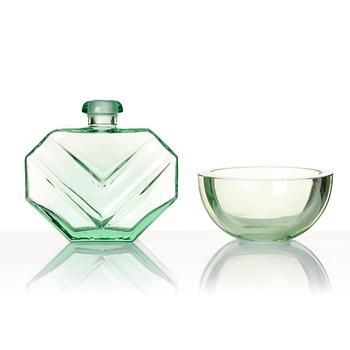 A glass bowl, a vase, a flacon, an ewer with stopper and a goblet, 20th century.