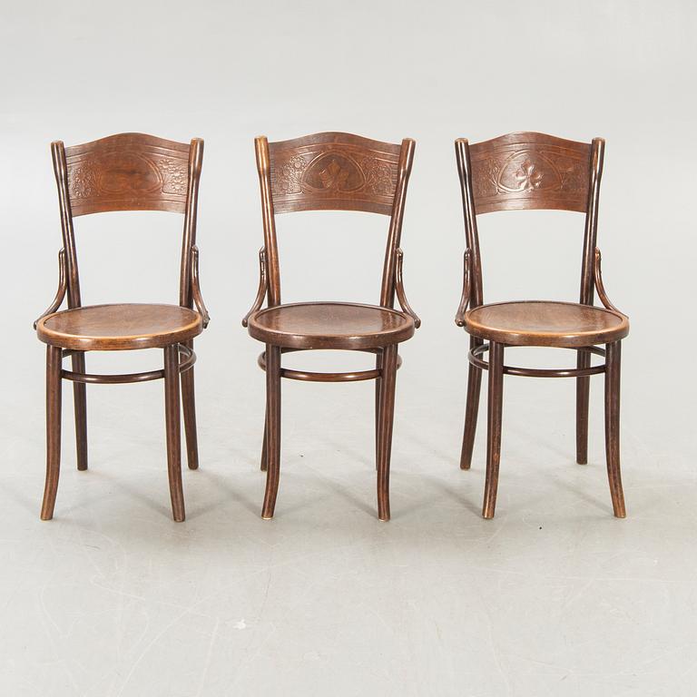 A set of six Thonet chairs first half of the 20th century.