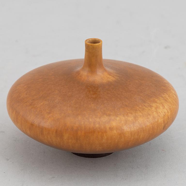 Four miniature vases and bowl by Berndt Friberg, Gustavsberg, 1958-1972.