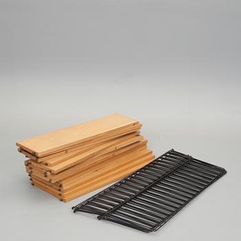 HYLLOR, 4 st, "String", 1950/60-tal. Formgiven av Nisse Strinning för String Design AB, 1949.