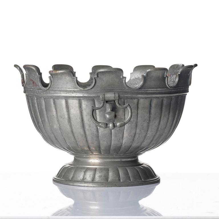 Wine cooler with underplate, probably Germany, 19th century, and platter, Sweden, 18th century. Baroque style.