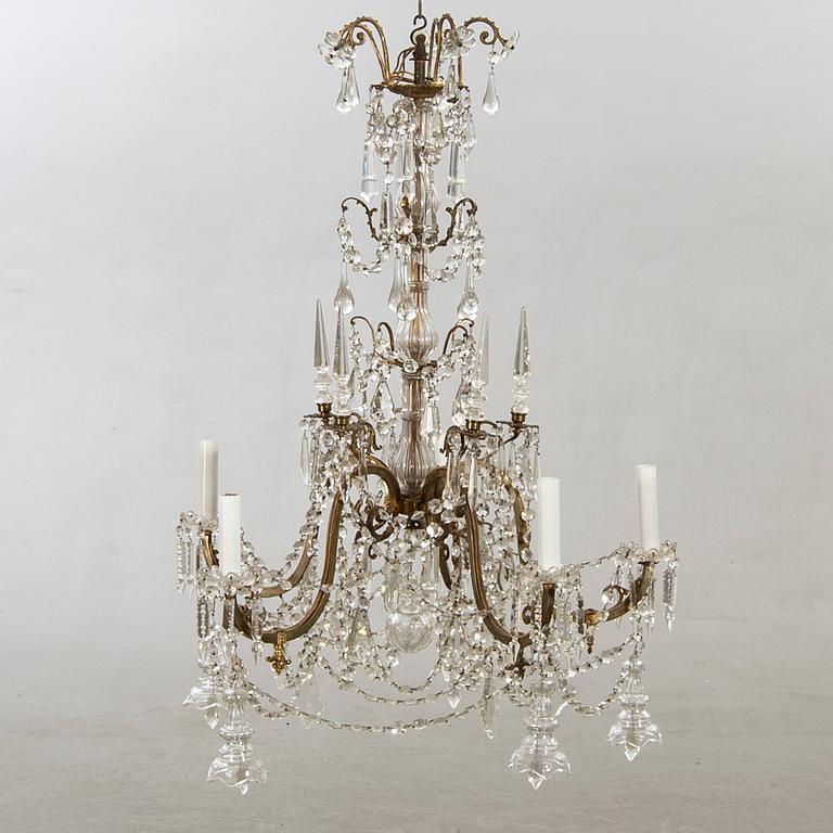 A chandelier around 1900.