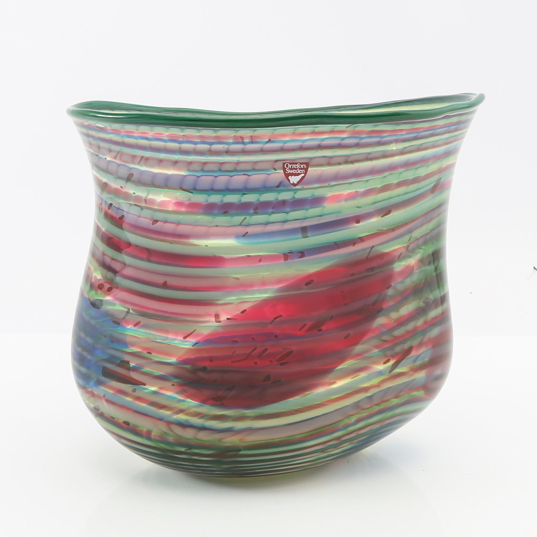 Gunnar Cyrén, vas, signerad och daterad 89 Orrefors.