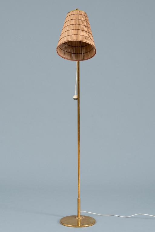 PAAVO TYNELL, GOLVLAMPA.