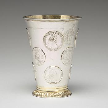 Christoper Dey, bägare, silver, Riga (verksam 1729-1748 (-59)).