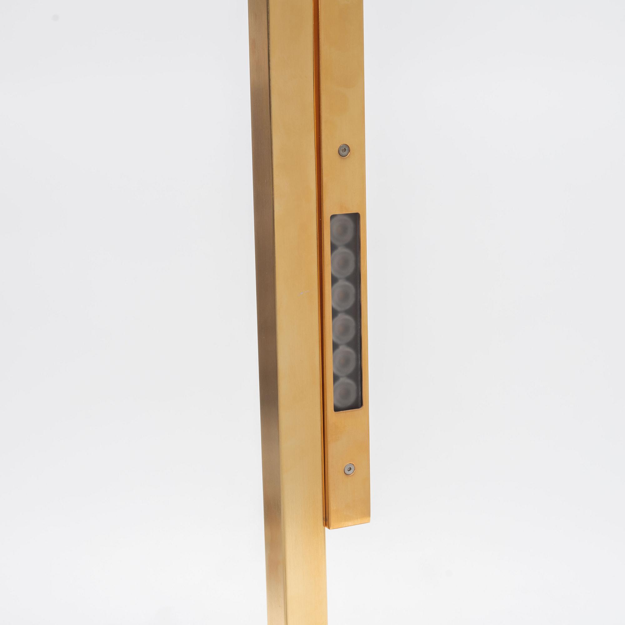 Federico Delrosso, golvlampa, modell "Hashi", Davide Groppi.