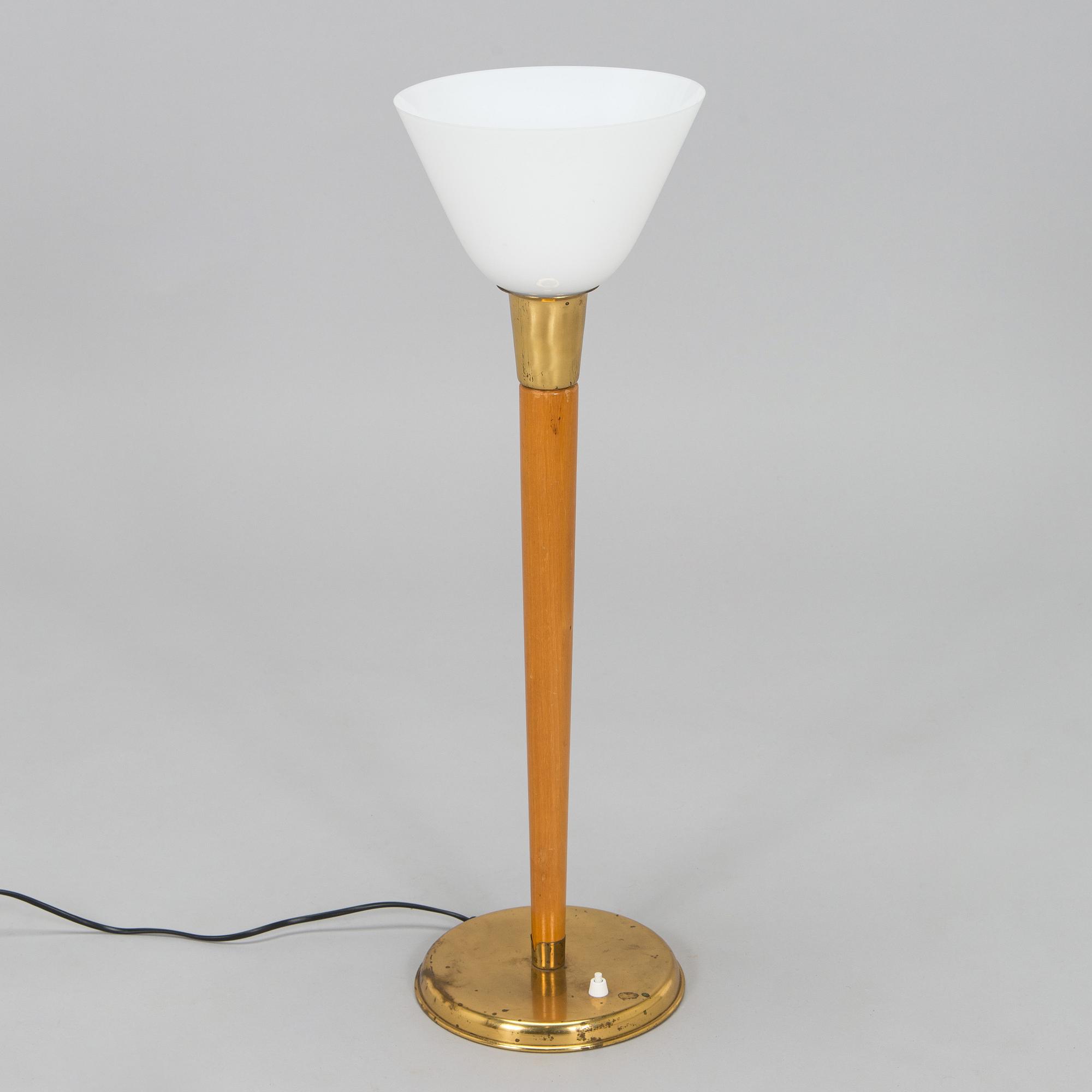 Lisa Johansson-Pape, a mid-20th century table lamp, model 2055, Stockmann Orno.