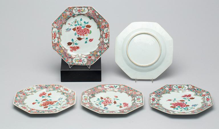 TALLRIKAR, 5 st, porslin, Kina, 1700-tal.