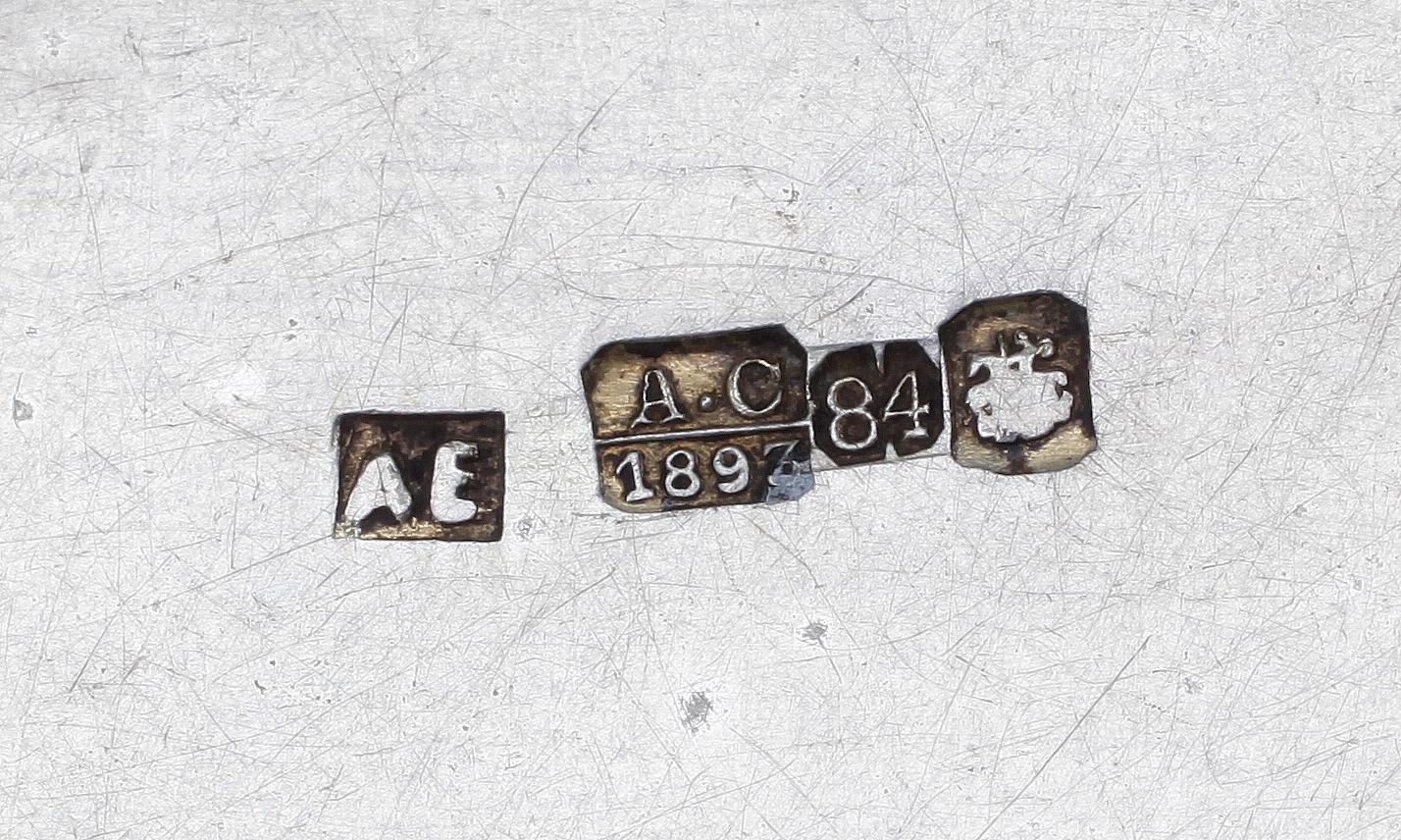 CIGARETTETUIER, 2 st, silver, Moskva 1885 resp 1893. Totalvikt ca 260 gram.