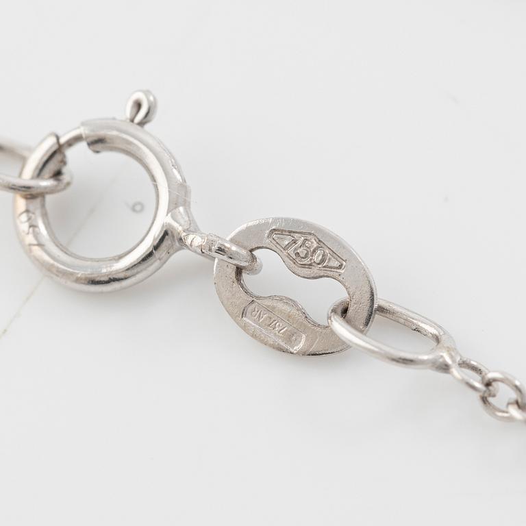Necklace 18K white gold with cultured Tahitian pearl and brilliant-cut diamonds.