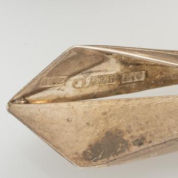 Örhängen, ett par, silver.