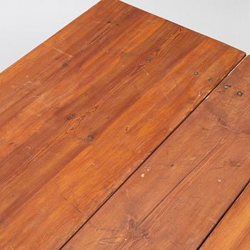 Drop-leaf table, 19th century.