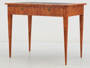 SKRIVBORD, sengustaviansk stil, omkring 1900.