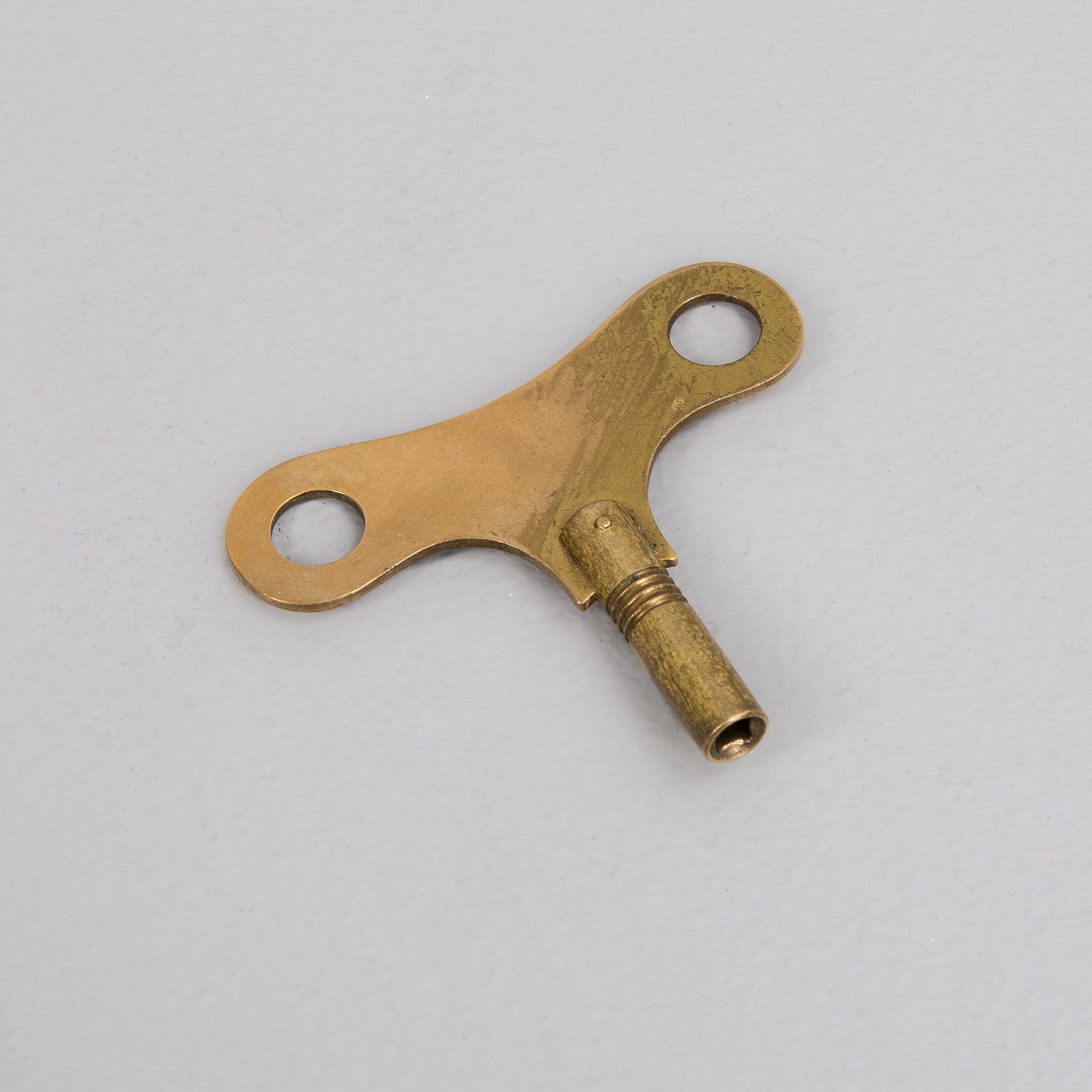 VÄGGUR, Junghans, 1900-talets början.