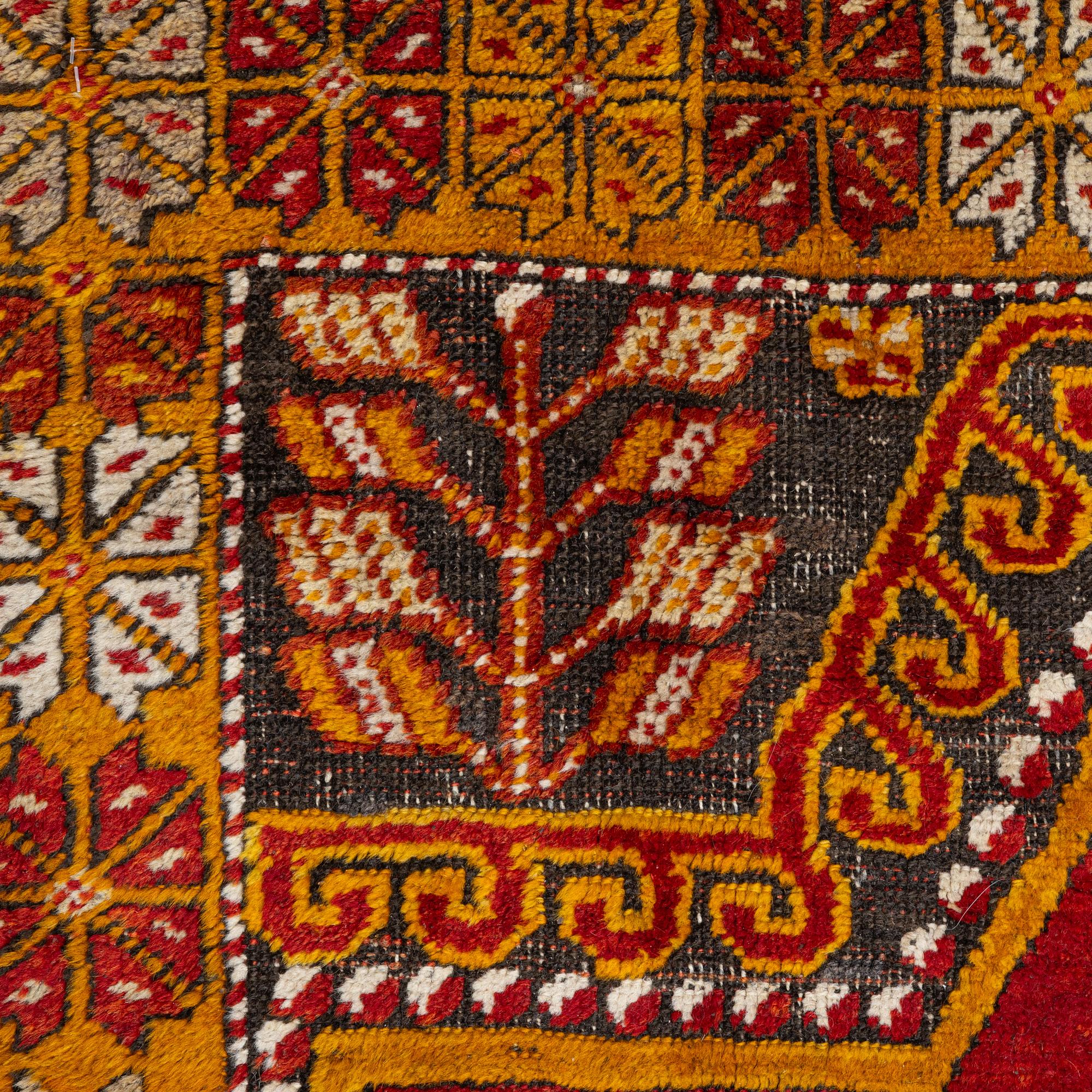 Matta, anatolisk, ca 148 x 111 cm.