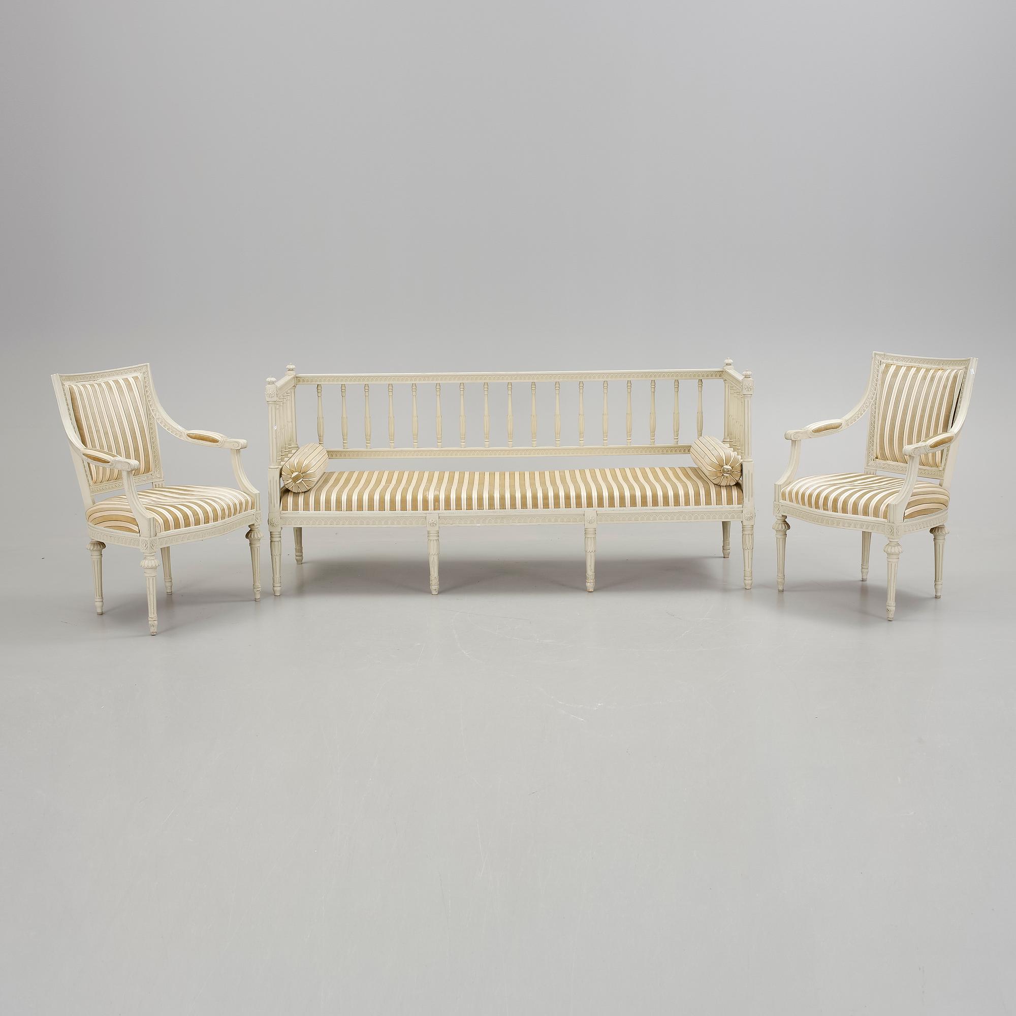 SALONGSGRUPP, 3 delar, Gustaviansk stil, 1900-talets andra hälft.