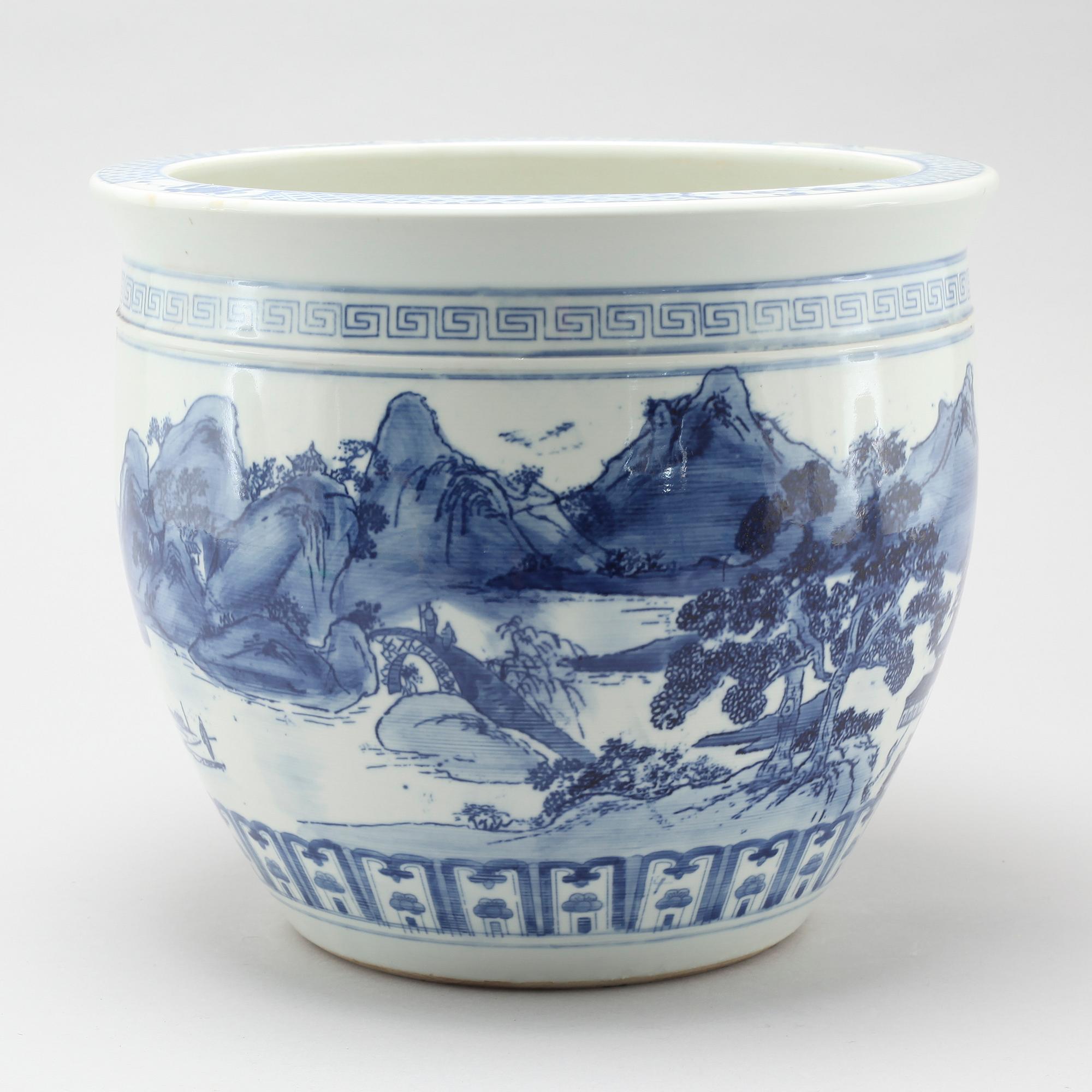 A 20th century Chinese fish basin.