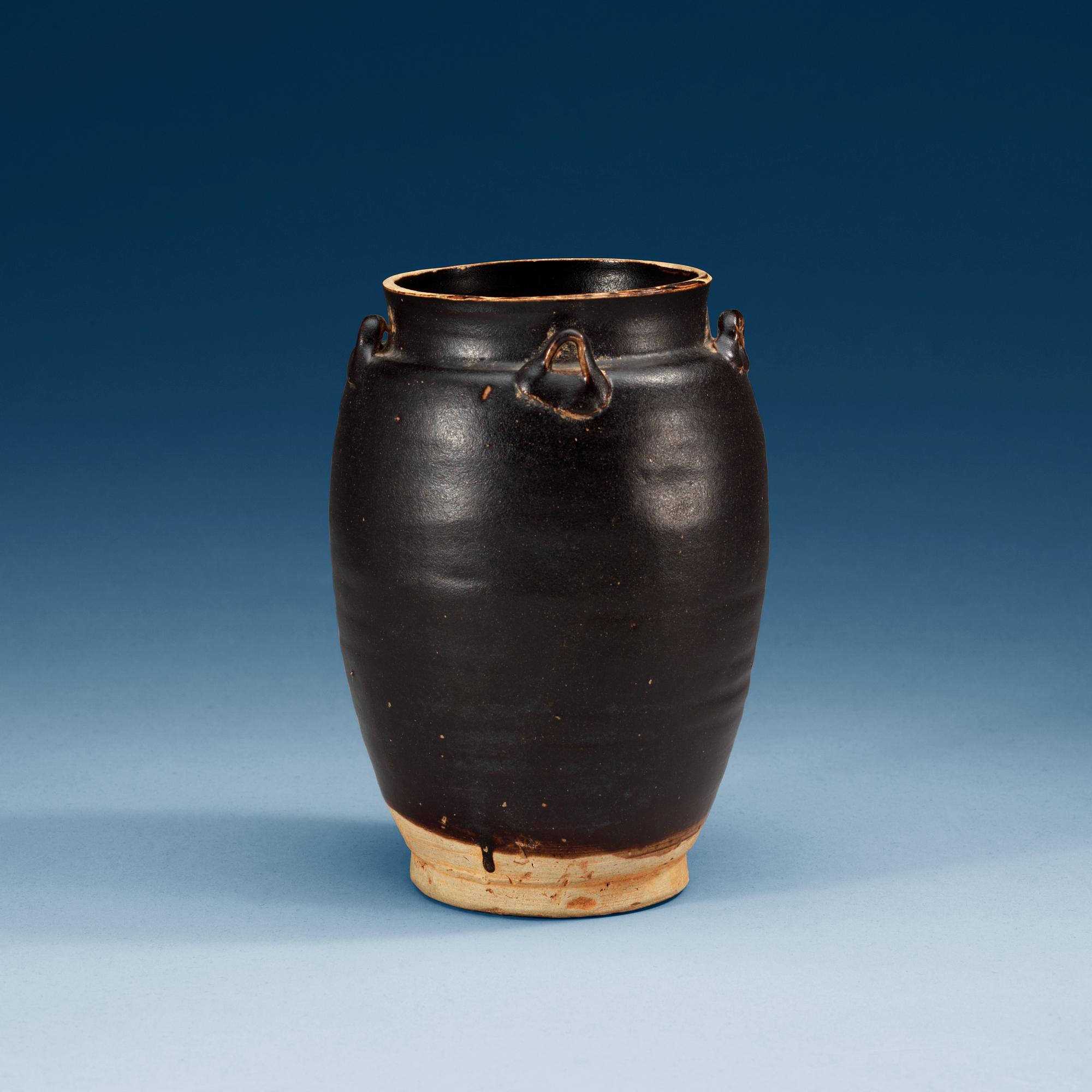 A black glazed jar, Song dynasty (960-1279).