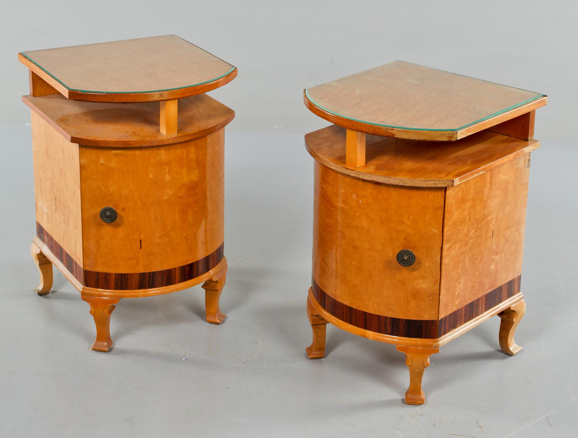 SÄNGBORD, ett par, art deco, 1900-talets andra kvartal.