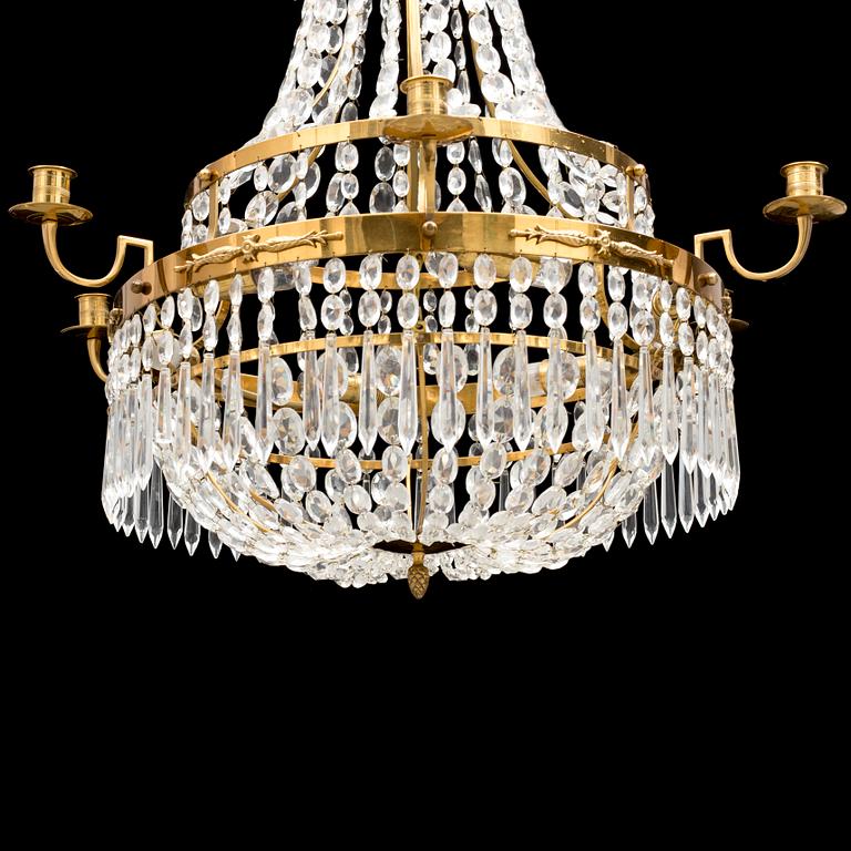 a late 20th century chandelier.