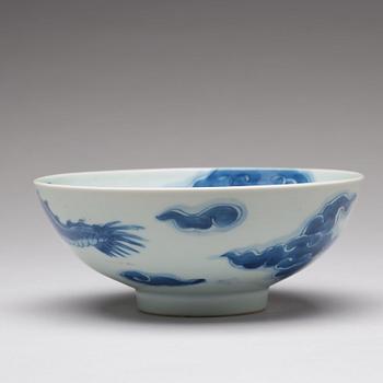 A blue and white bowl, Qing dynasty, 18th Century.