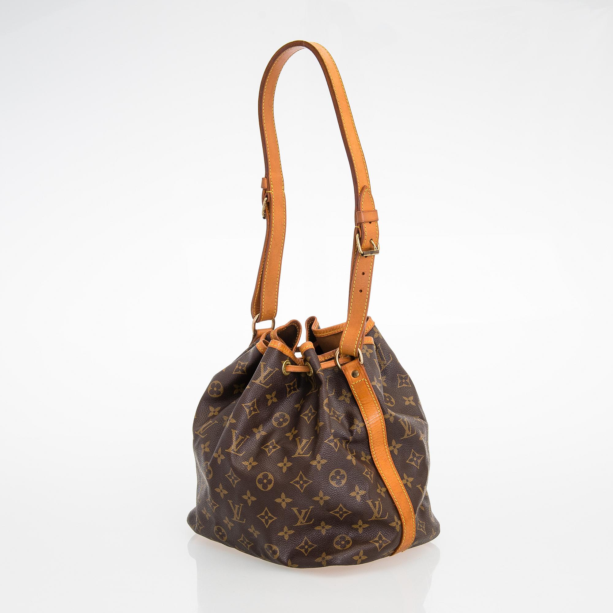 Louis Vuitton, "Petit Noé" bag.