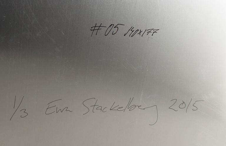 EVA STACKELBERG. C-print på aluminium signerad Ewa Stackelberg och daterad 2015 och numrerad 1/3 a tergo.