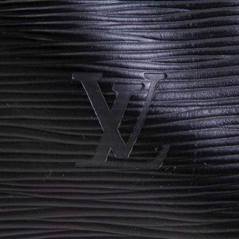 LOUIS VUITTON BLACK EPI LEATHER KEEPALL 55 TRAVEL BAG.