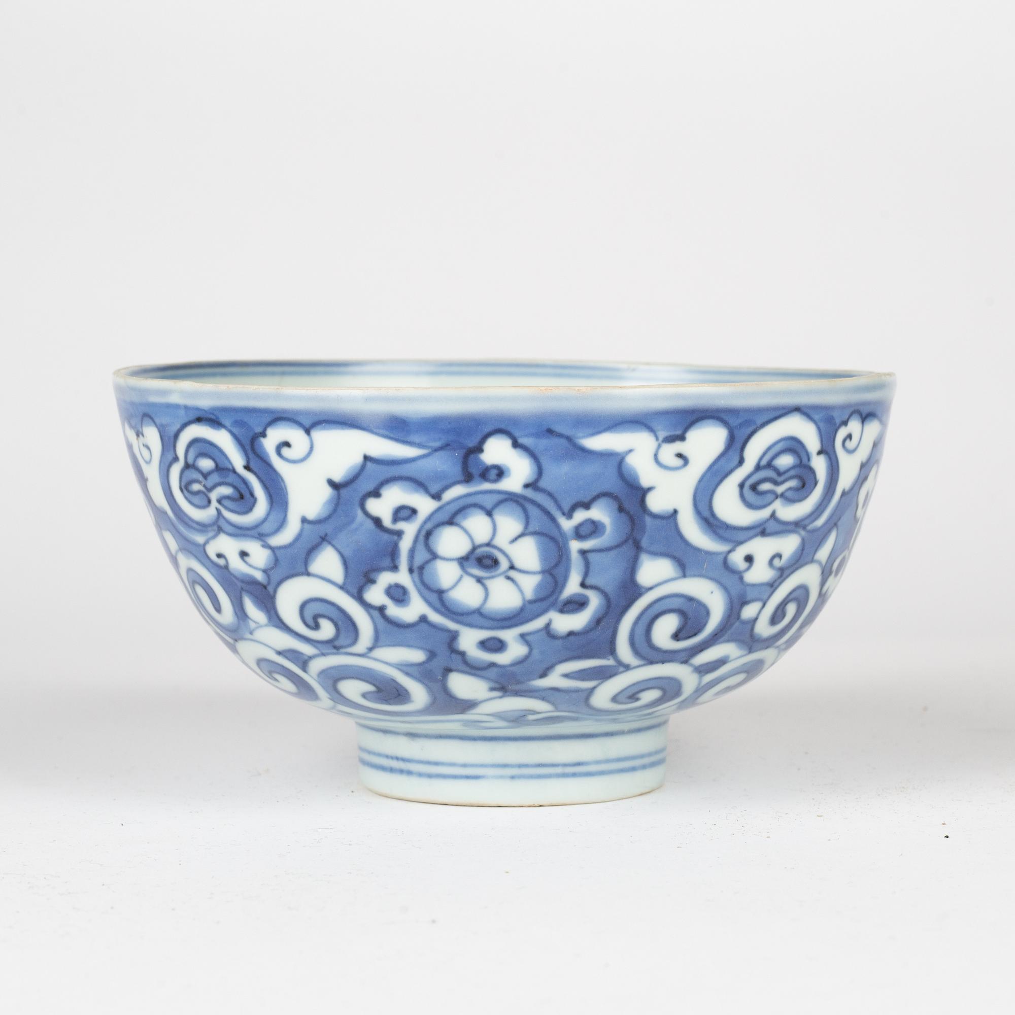 A blue and white bowl, Ming dynasty (1368-1644).