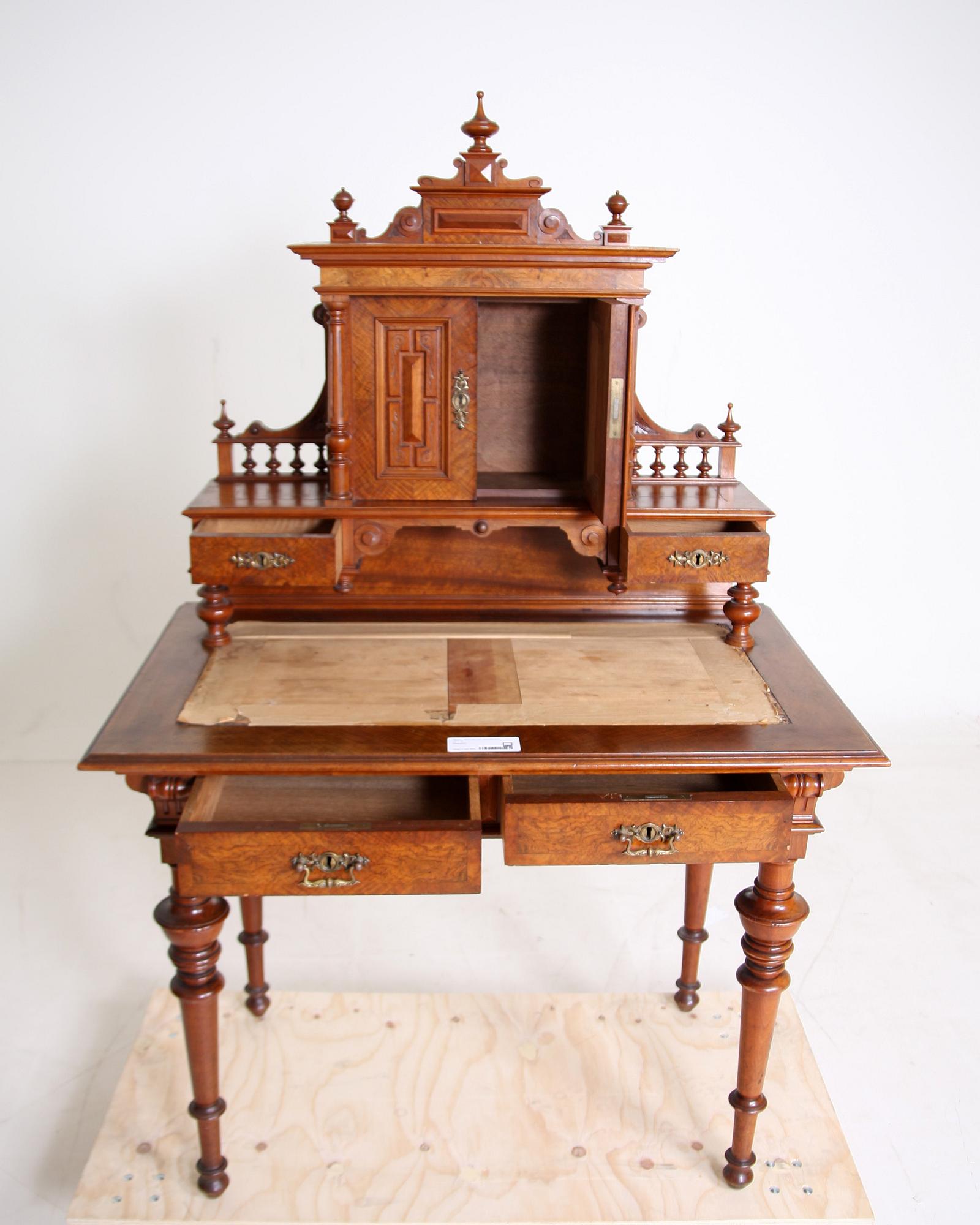SKRIVBORD, nyrenässans, 1800-tal.