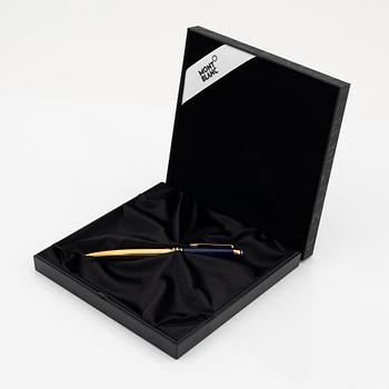 Montblanc, a 'Meisterstück Ramses II' mechanical pencil.