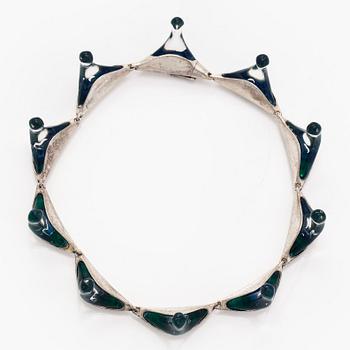 Björn Weckström, kaulakoru, "Corona", hopeaa ja akryyliä.