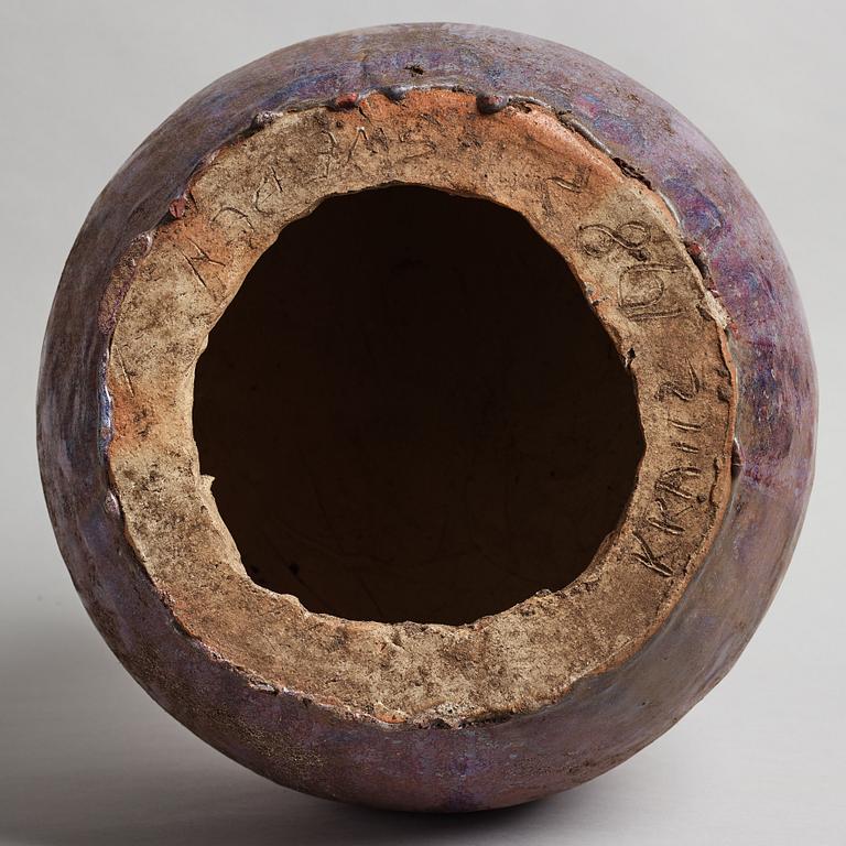 ULLA & GUSTAV KRAITZ, a stoneware "Sphere" sculpture, Förslöv 1983.