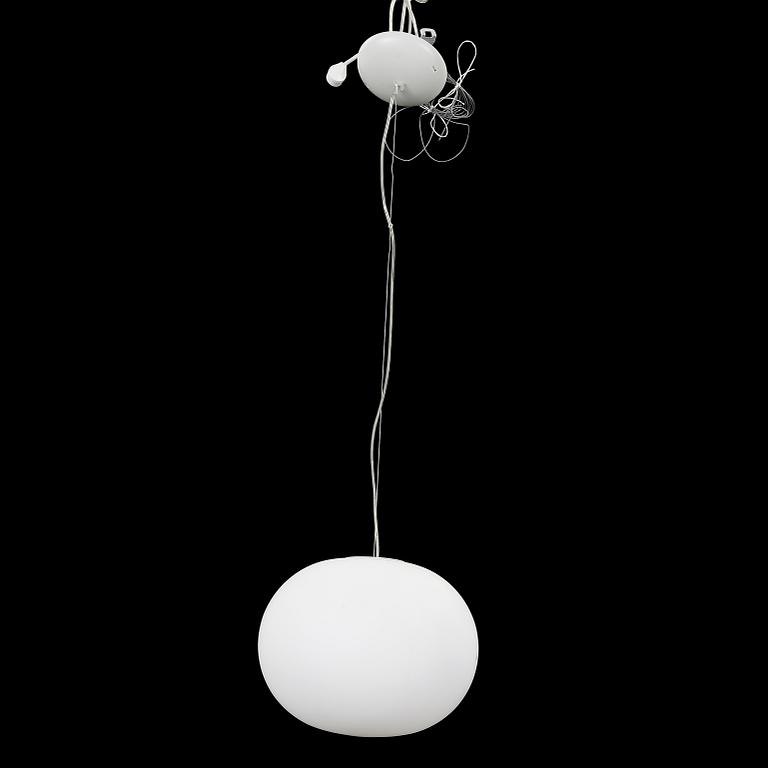 TAKLAMPA, "Glo-Ball", design Jasper Morrison 1999 för Flos, Italien. H 33.