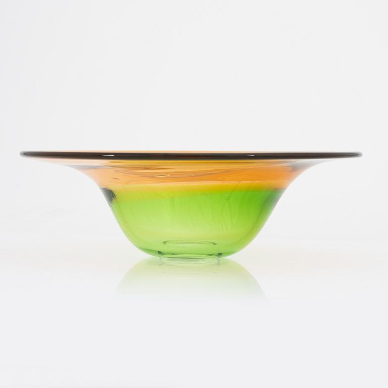 Kerttu Nurminen, skål, glas, Nuutajärvi Notsjö, 1900-talets sista kvartal.