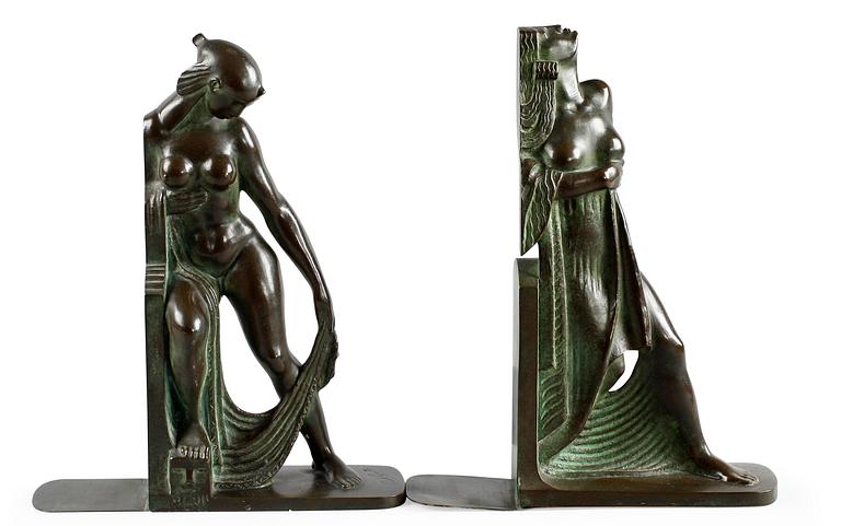 A pair of Axel Gute patinated bronze bookends, Herman Bergman, Sweden 1920's.