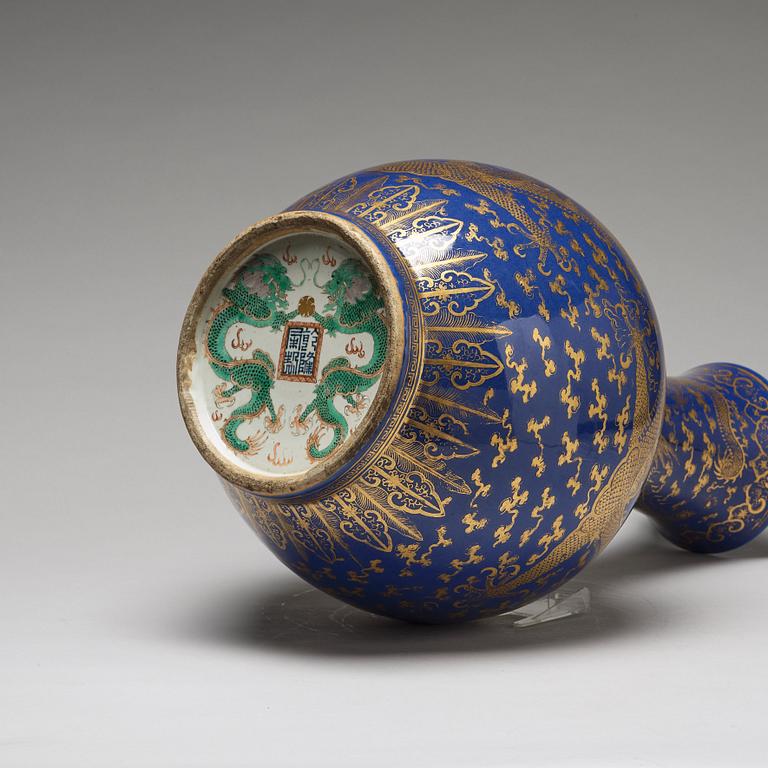 A large Chinese 'dragon and phoenix' vase, 20th Century.