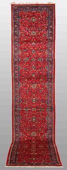 Matta, Gallerimodell, Saruk, 427 x 90 cm.