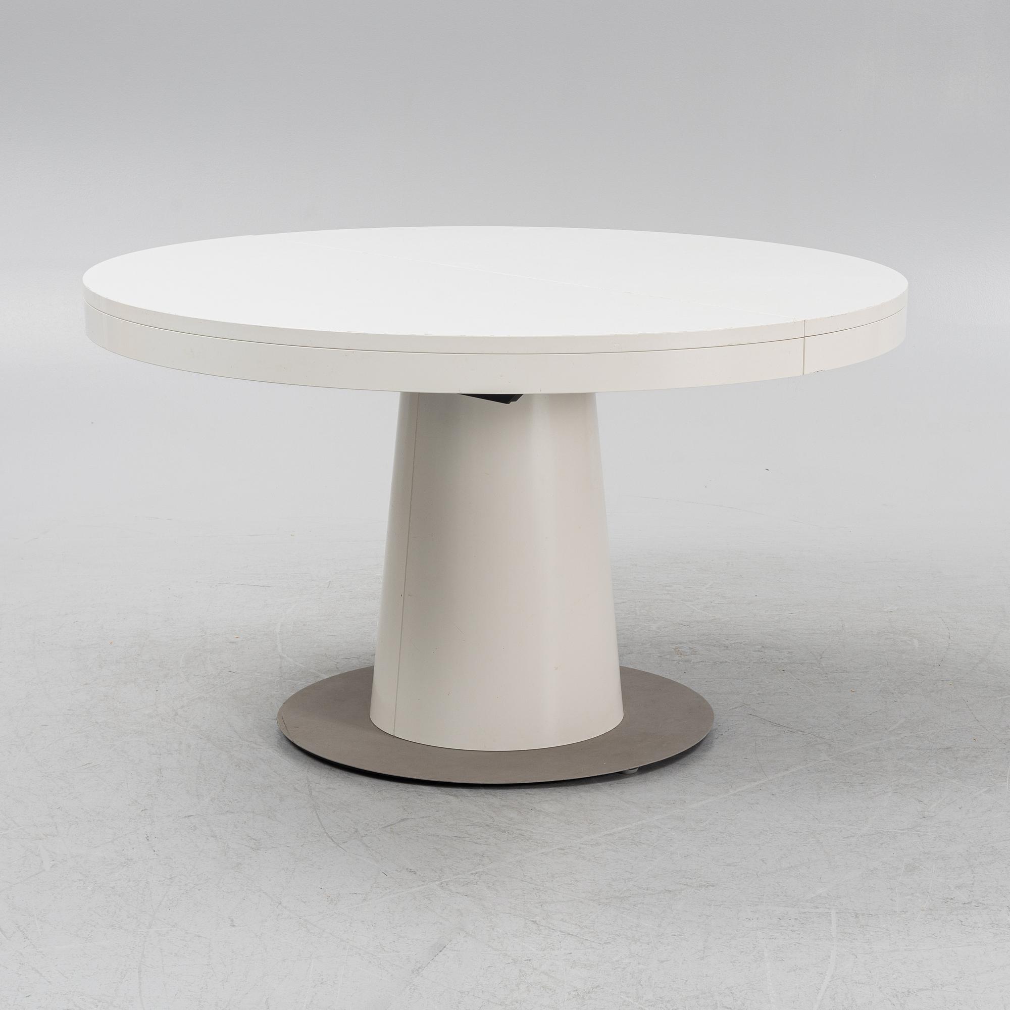Morten Georgsen, matbord, "Granada", Bo Concept.
